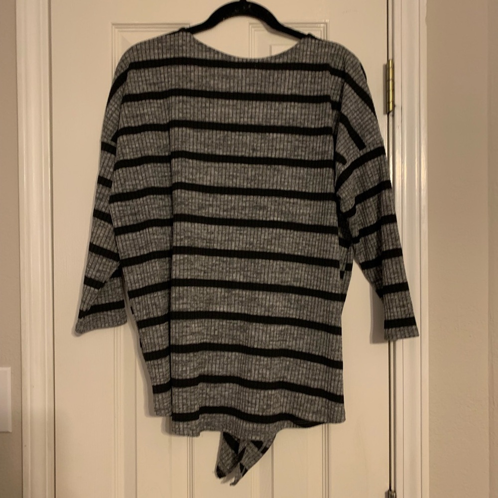 Knot Tie Blouse View 4